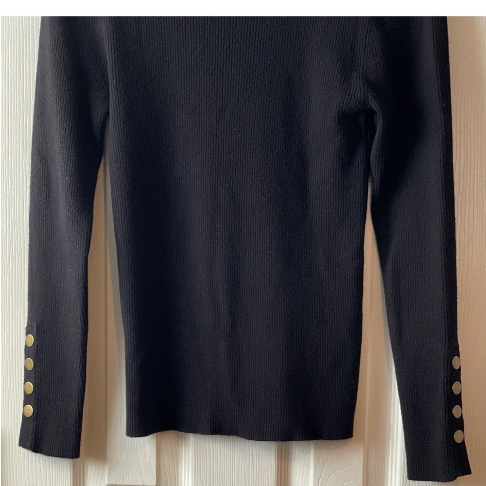 Women's Medium Black Ribbed Knit Crew Neck Sweater Gold Button Cuffs Minimalist - Picture 4 of 13